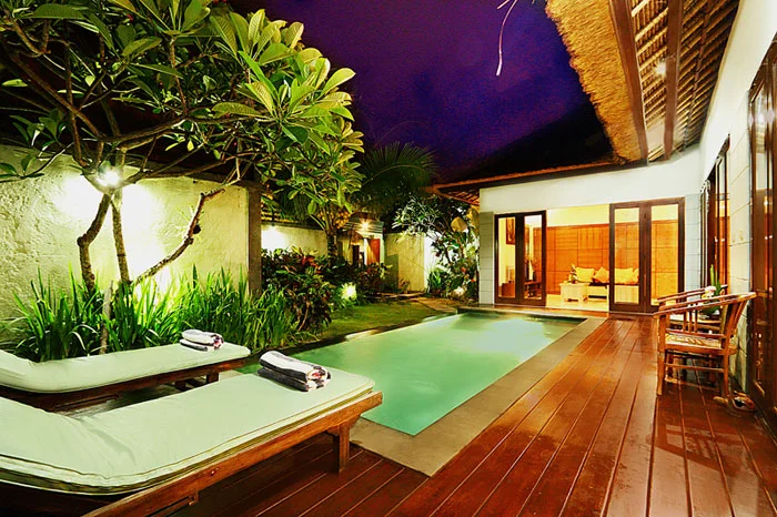Modern 4BR Villa w/ Private Pool & Garden – Walk to KuDeTa & Beach | Seminyak – BVI7687 — image 5