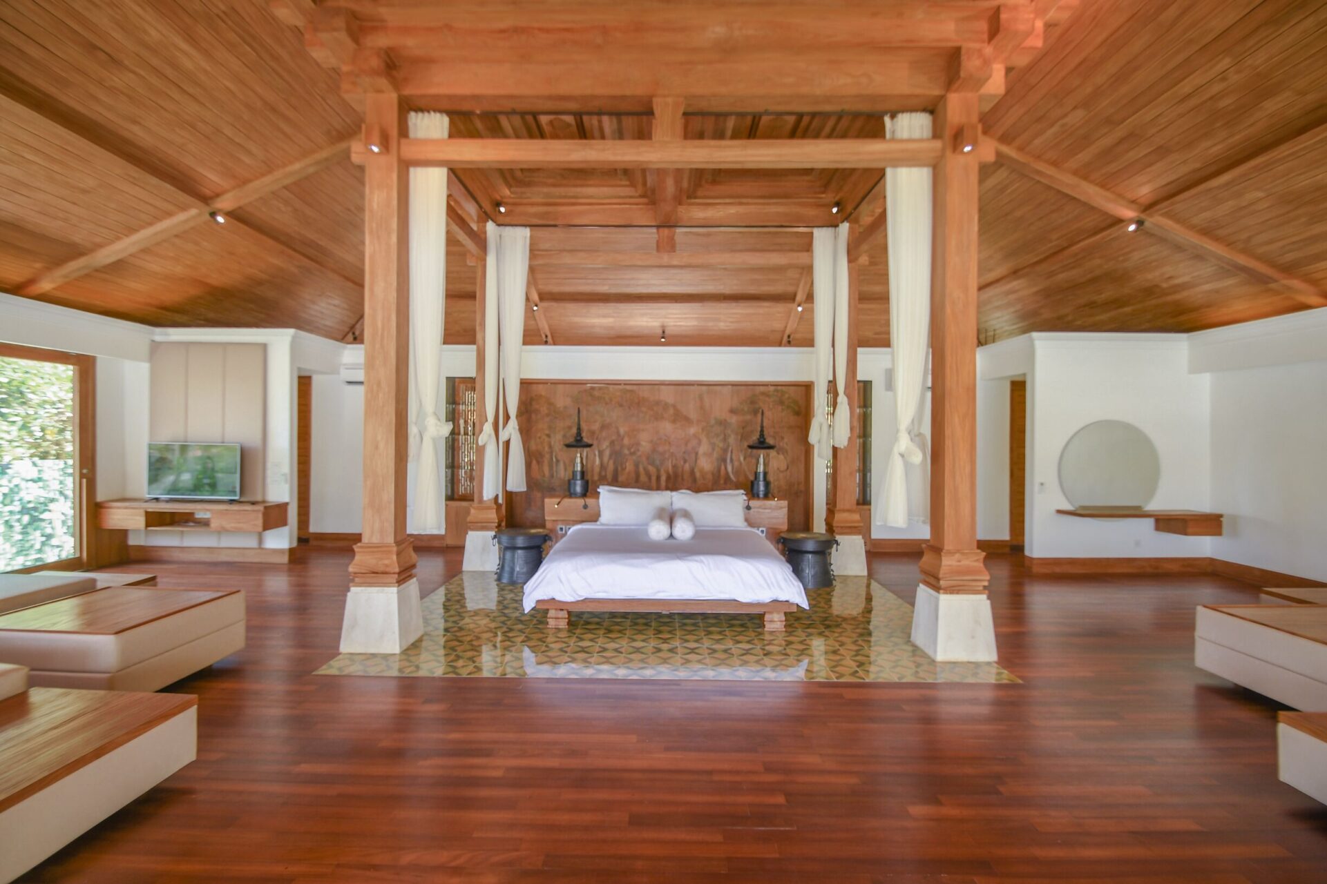 Luxury 4 Bedroom Estate with Rice Field Views in Tabanan — image 9
