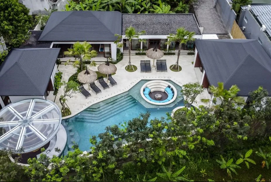 Luxurious 5-Bedroom Villa Surrounded by Ubud’s Stunning Rice Fields – BVI50235