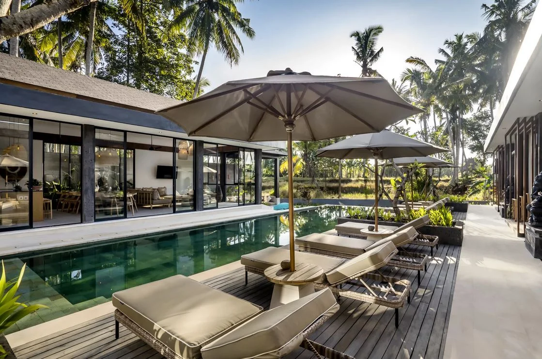 5BR Ubud Family Villa w/ Pool, Coconut Grove Views & Kid’s Room | Peliatan — image 3