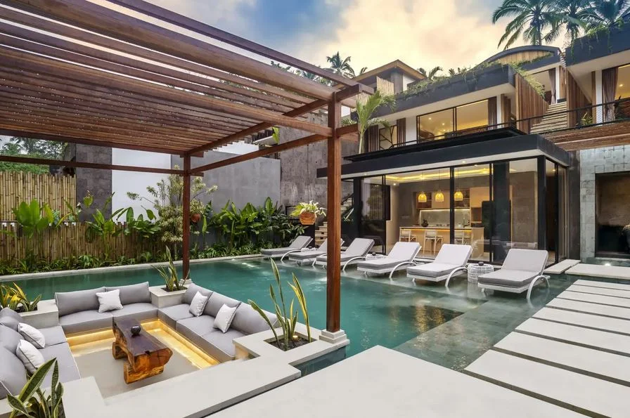 Villa Ubud BVI50913 – Elegant 4-Bedroom Retreat with Scenic Views and Luxury Amenities — image 3
