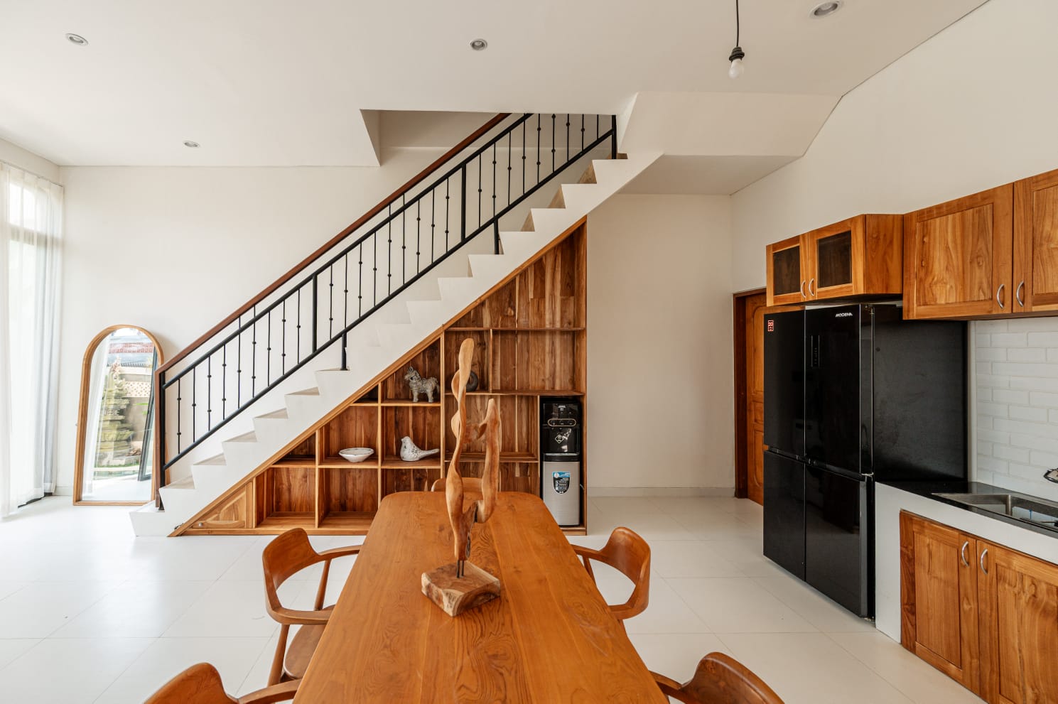 Modern 2 Bedroom Villa with Private Pool in Berawa — image 3