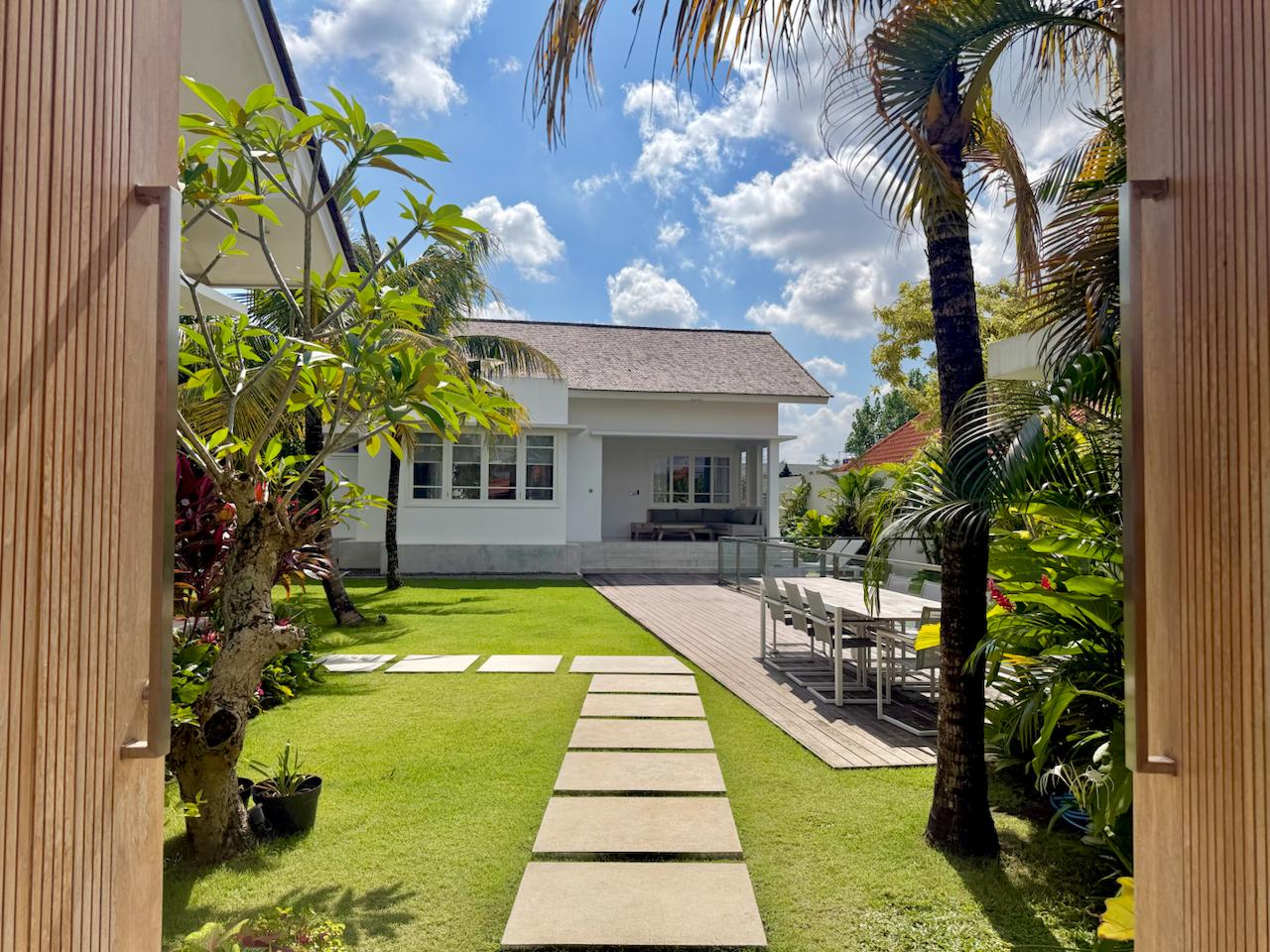 THE PERFECT BALI SUMMER VACATION VILLA FOR FAMILIES