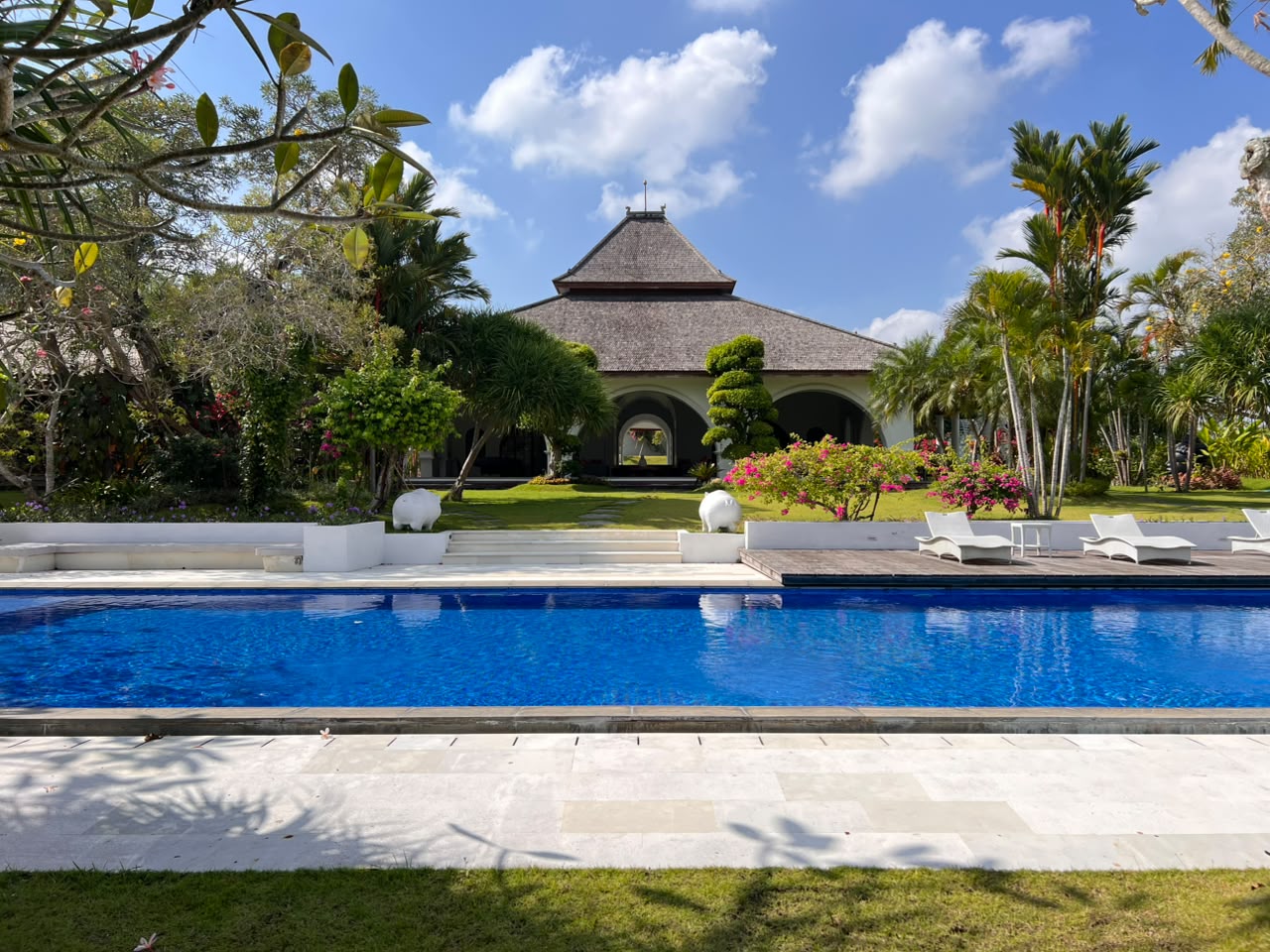 Luxury 4 Bedroom Estate with Rice Field Views in Tabanan