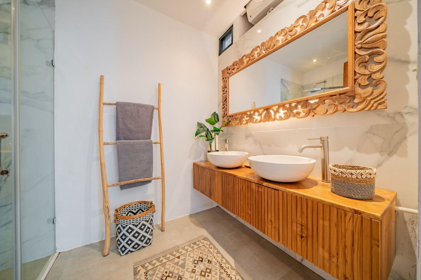 Modern 3 Bedroom Villa for Monthly & Yearly Rent in Berawa, Canggu — image 15