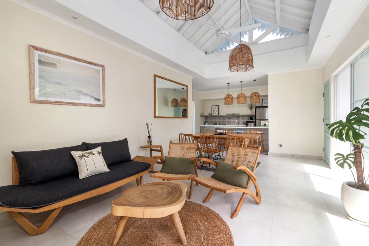 Modern 3 Bedroom Villa for Monthly & Yearly Rent in Berawa, Canggu — image 11