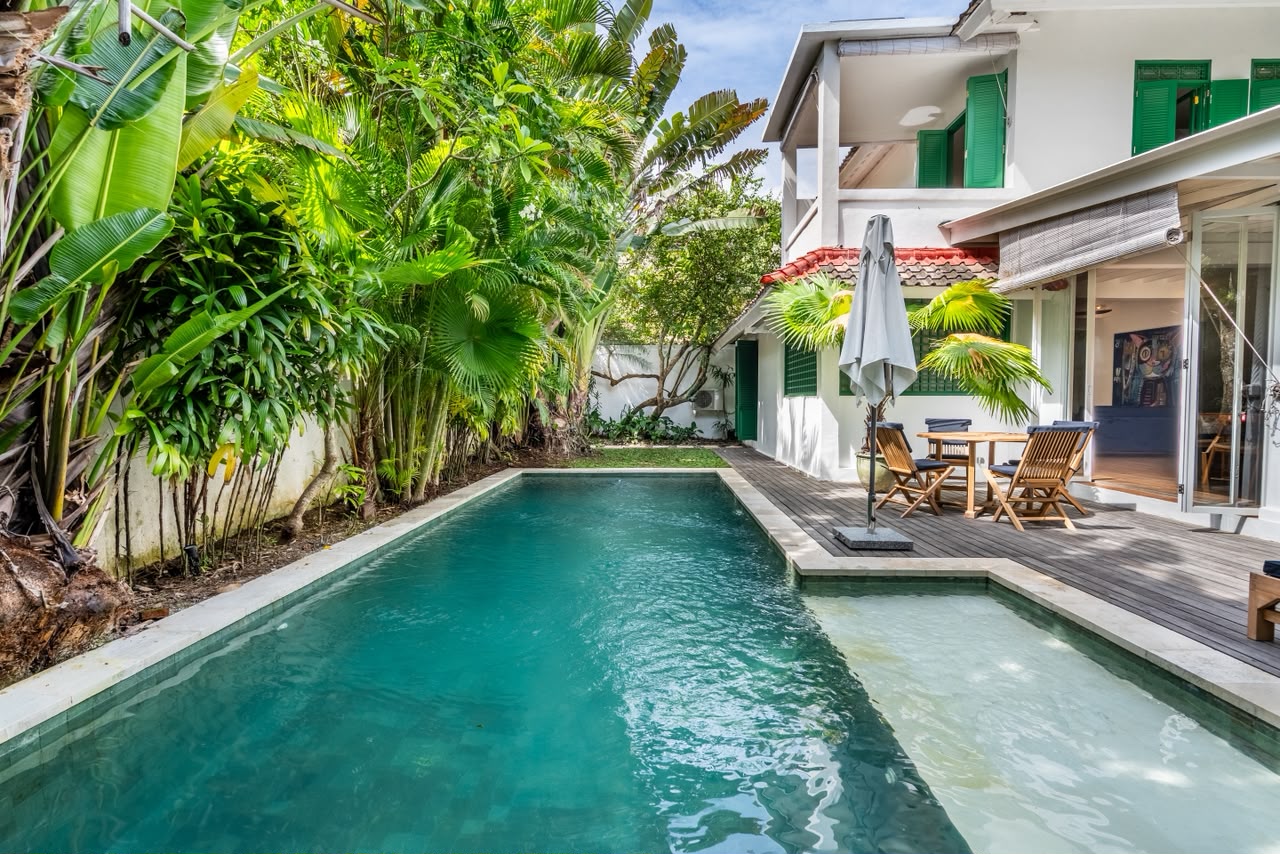 Modern 3 Bedroom Villa for Monthly & Yearly Rent in Seminyak, Bali — image 1