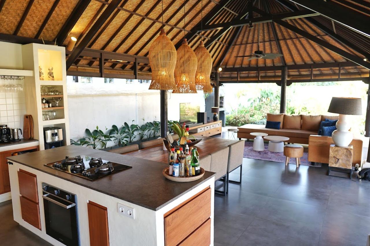 Tropical 3+1 Bedroom Family Villa for Yearly Rent in Bali — image 10