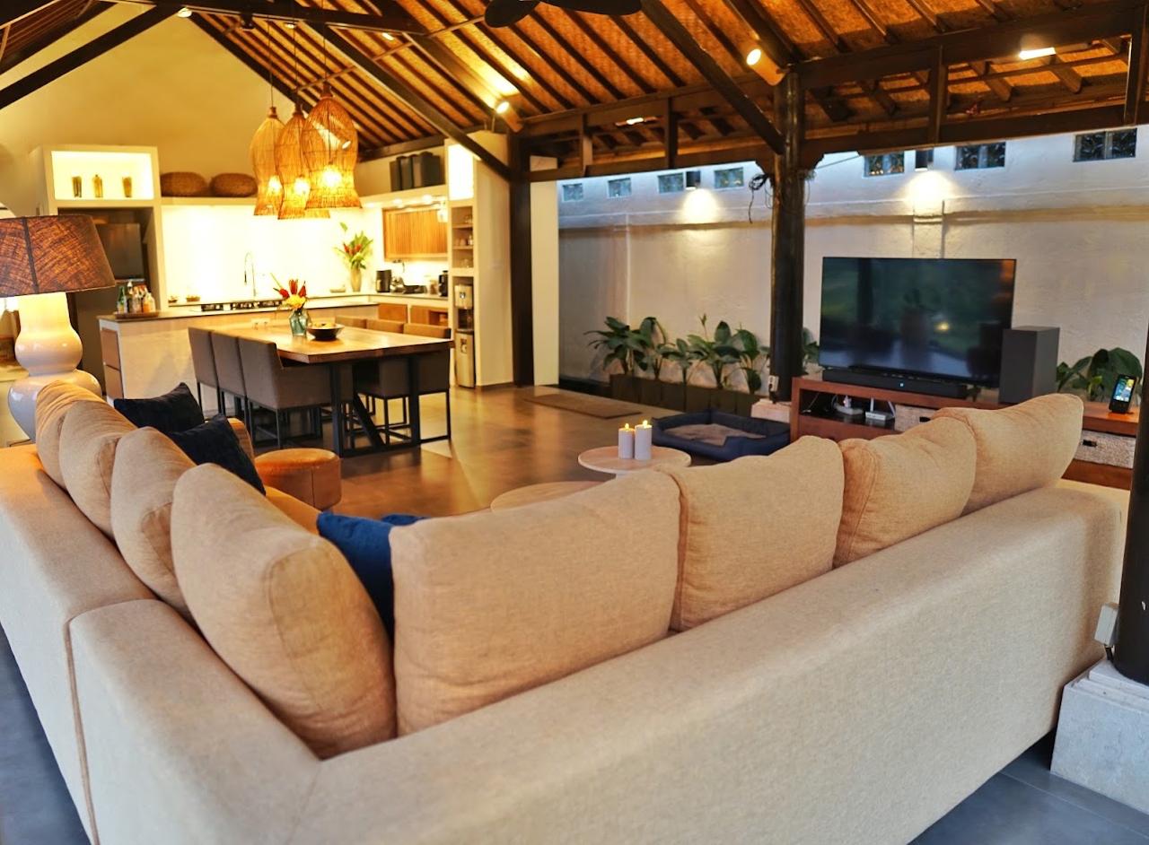 Tropical 3+1 Bedroom Family Villa for Yearly Rent in Bali — image 12