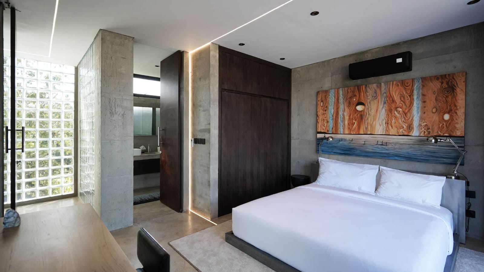 Spacious 3-Bedroom Ocean View Villa with Private Pool for Yearly Rental in Ungasan — image 2