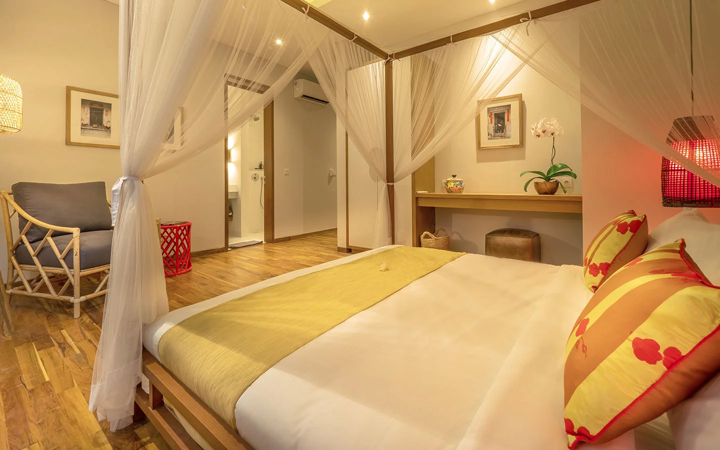 3BR Private Sanctuary Villa with Large Pool in Canggu — image 10