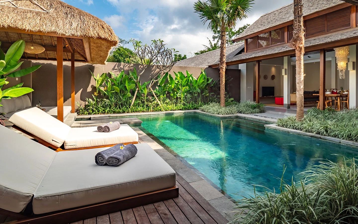 3BR Private Sanctuary Villa with Large Pool in Canggu — image 9