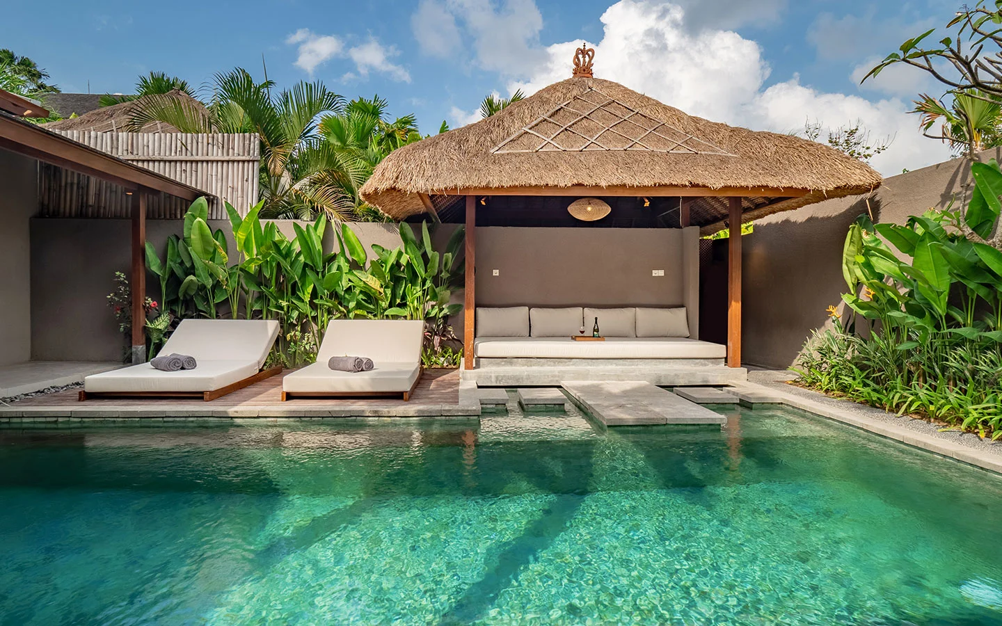 3BR Private Sanctuary Villa with Large Pool in Canggu — image 3