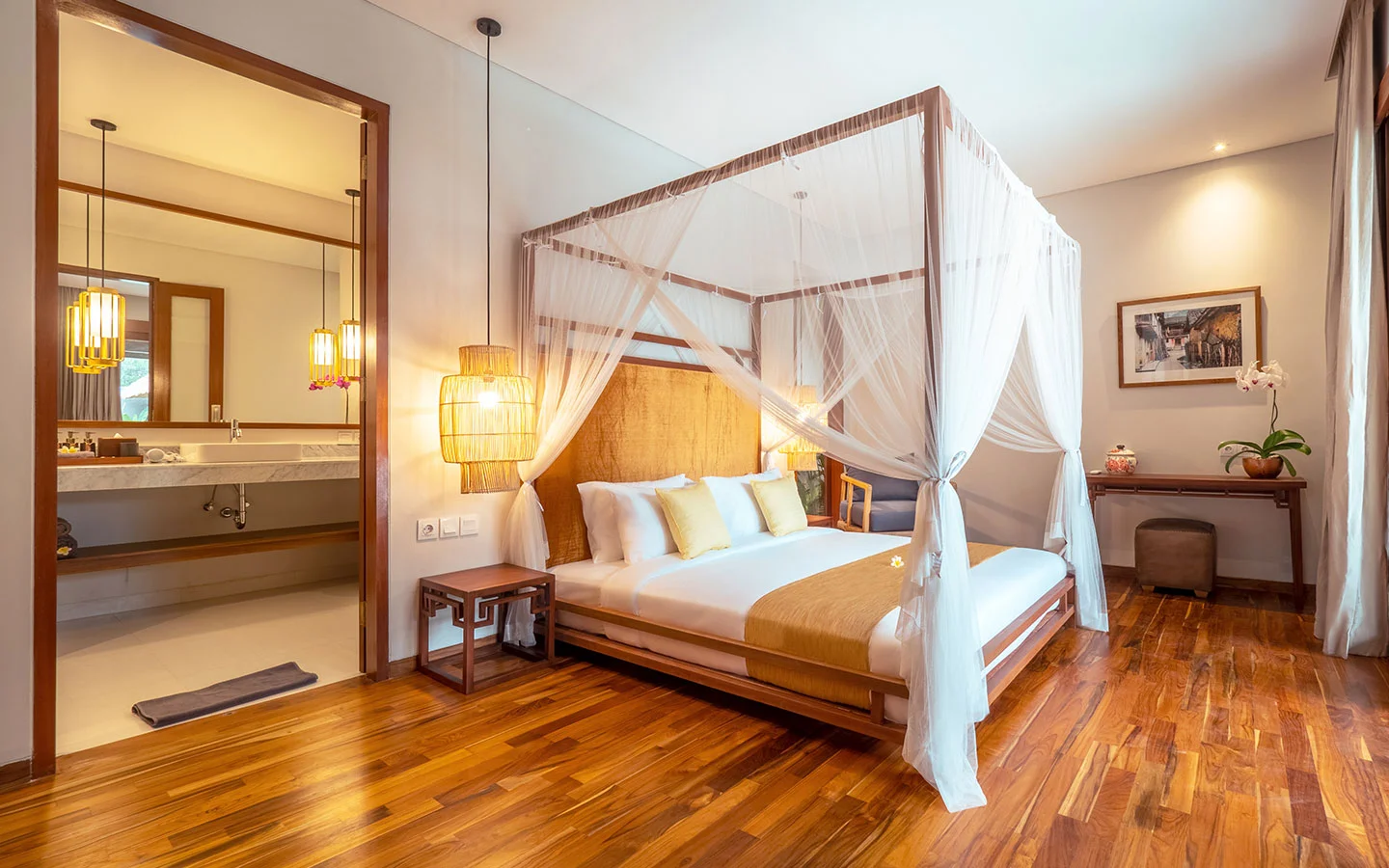3BR Private Sanctuary Villa with Large Pool in Canggu — image 6