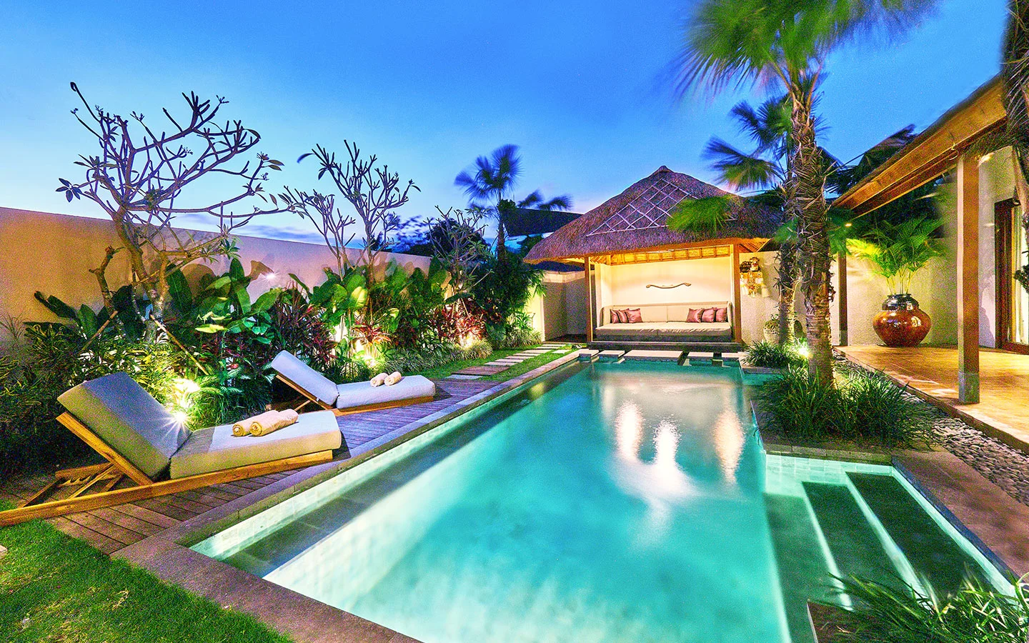 3BR Modern Tropical Private Oasis Villa in Canggu – BVI56069
