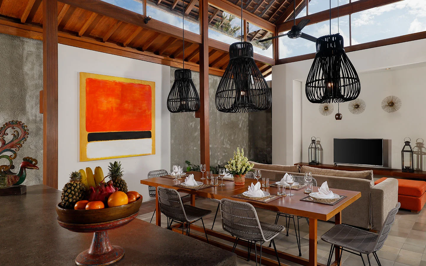 3BR Modern Tropical Private Oasis Villa in Canggu — image 9