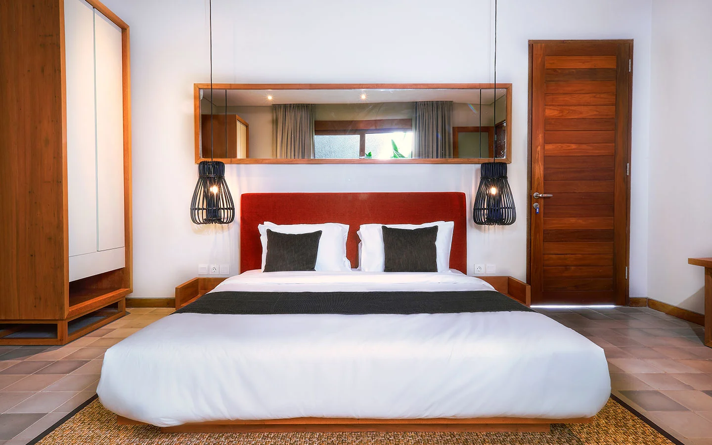 3BR Modern Tropical Private Oasis Villa in Canggu — image 19