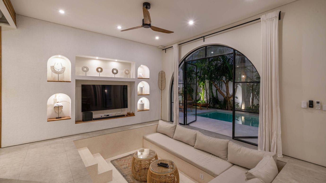 Unna Umalas Villa 3776 — image 12