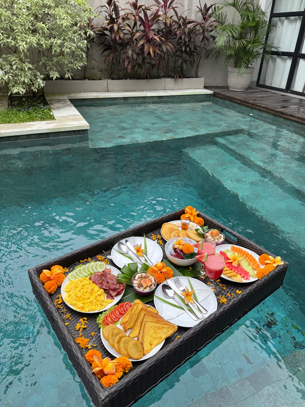 Elite Canggu Villa — 3BR Villa Rental in Canggu