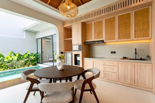 Deneva 4 - Private Pool Villa, Near Berawa Beach in Canggu, Bali — image 4