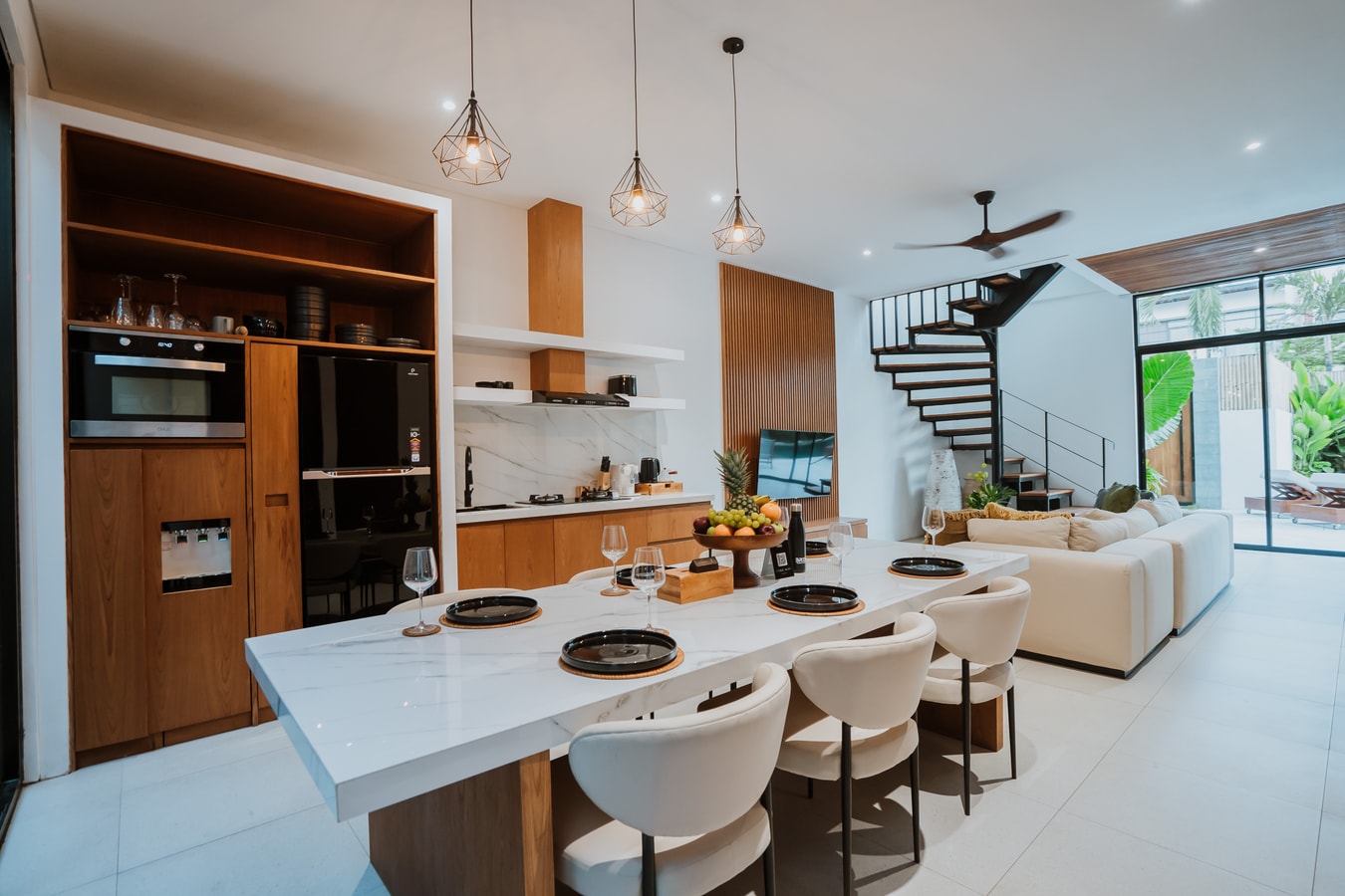 Canggu Stylish 3BR Villa Escape W/ Rooftop & Pool in Canggu, Bali — image 5