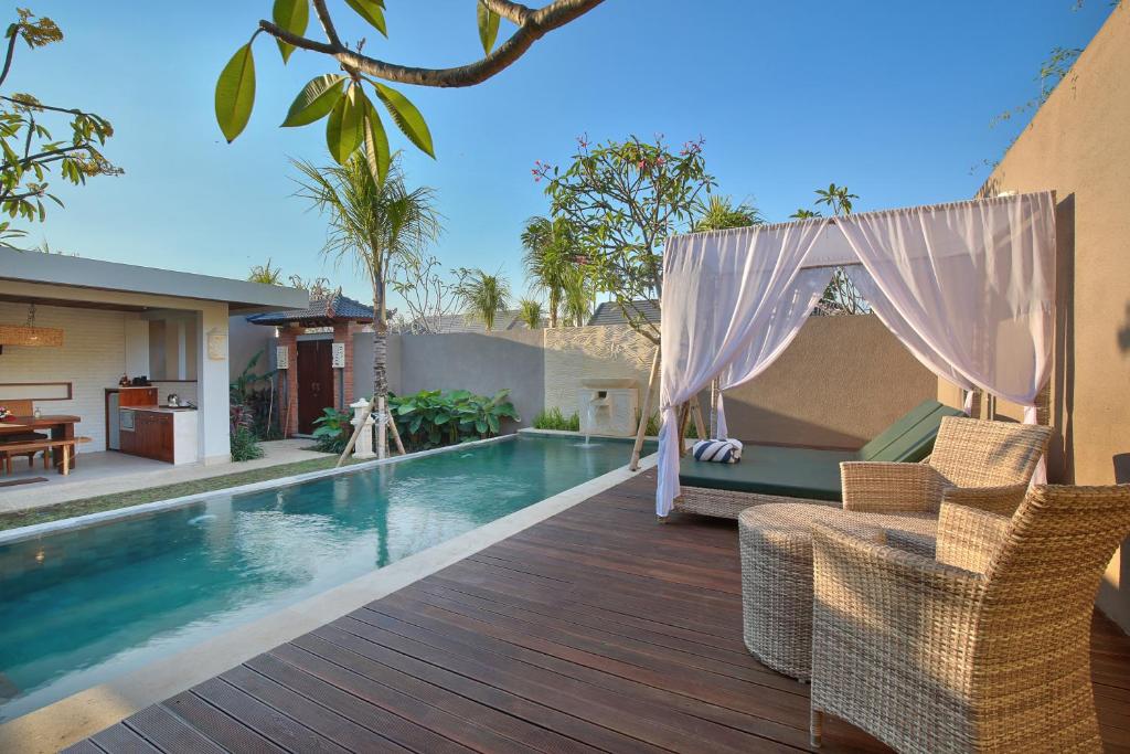 Tropical Garden Suite 1 Bedroom Private Villa in Jimbaran — image 11