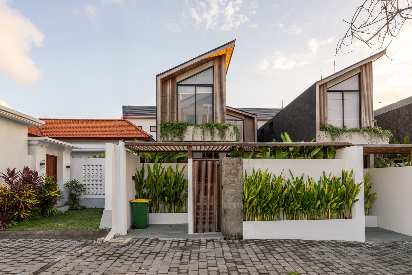 Nanna 4 - 2 Bedroom Villa with Pool, Canggu in Canggu, Bali — image 9