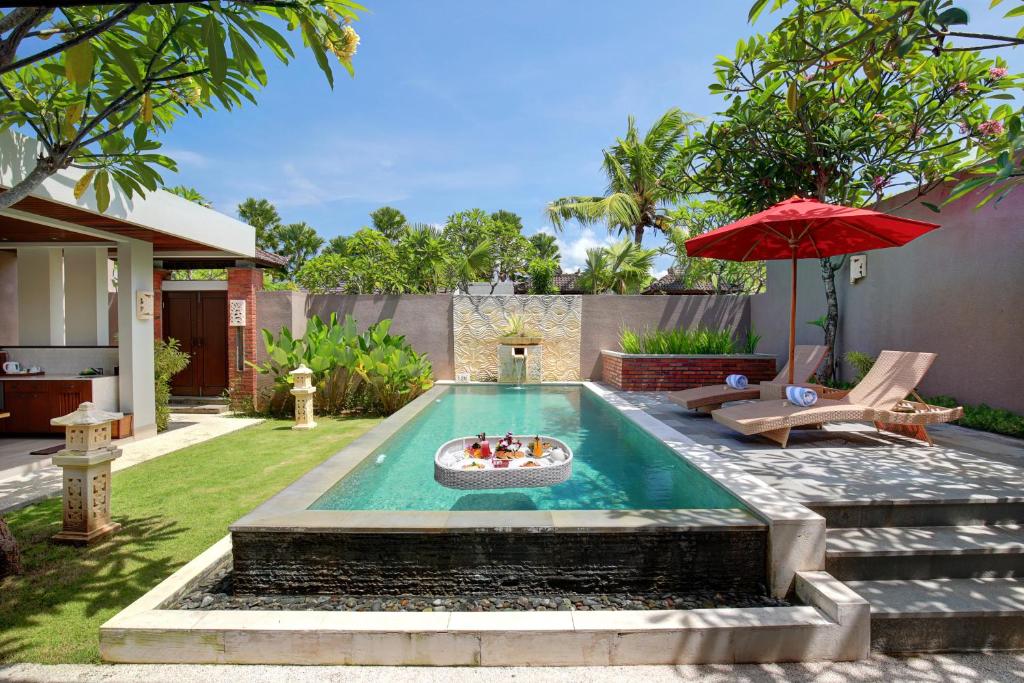 Serene Poolside Suite 1 Bedroom Private Villa in Jimbaran — image 11