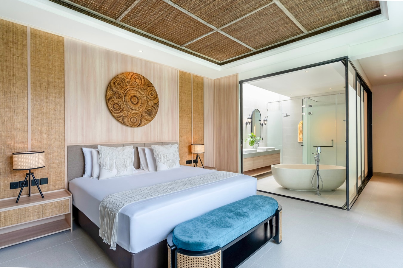 1BR Canggu Villa | Pool & Bathtub, Near Cafés in Canggu, Bali — image 7