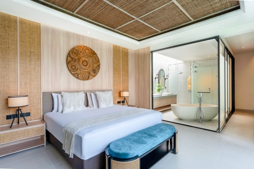1BR Canggu Villa | Pool & Bathtub, Near Cafés in Canggu, Bali — image 6