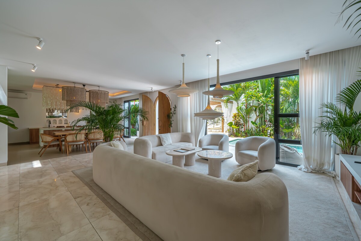 Villa Altara — 4BR Villa Rental in Canggu — image 1