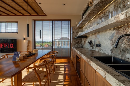 Canggu Refined 3BR Penthouse | Pool & Paddy Views in Canggu, Bali — image 18