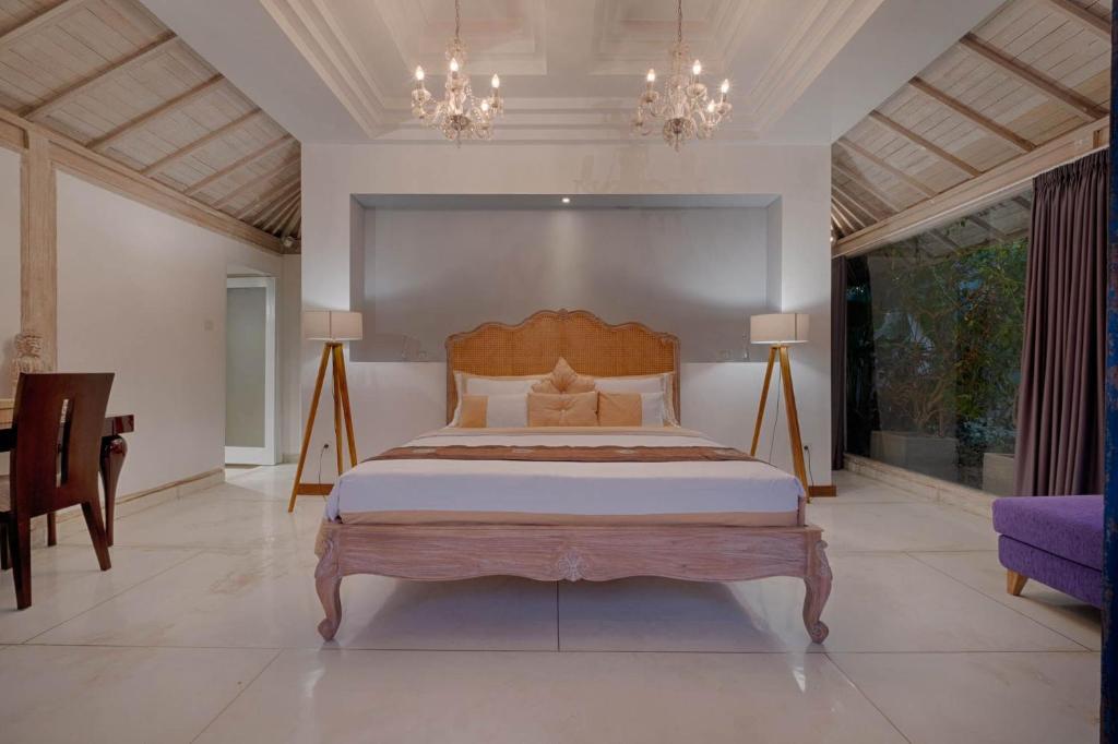 Romantic Garden Retreat 3 Bedroom Private Villa in Canggu — image 2