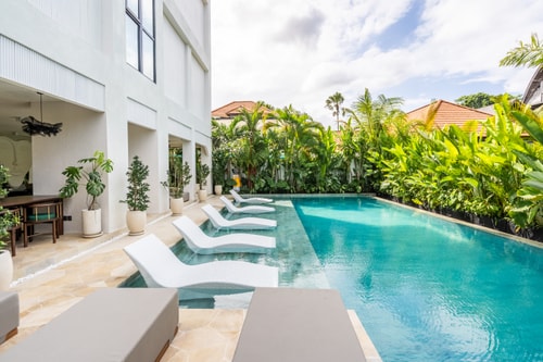 Canggu Beachside 1BR Suite | Sauna, Pool & Gym in Canggu, Bali — image 12