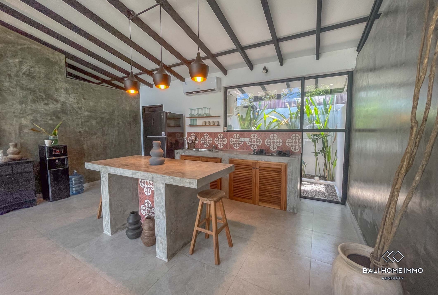 Beautiful 2 Bedrooms villa for rental in Bali Canggu residential side Buduk — image 5