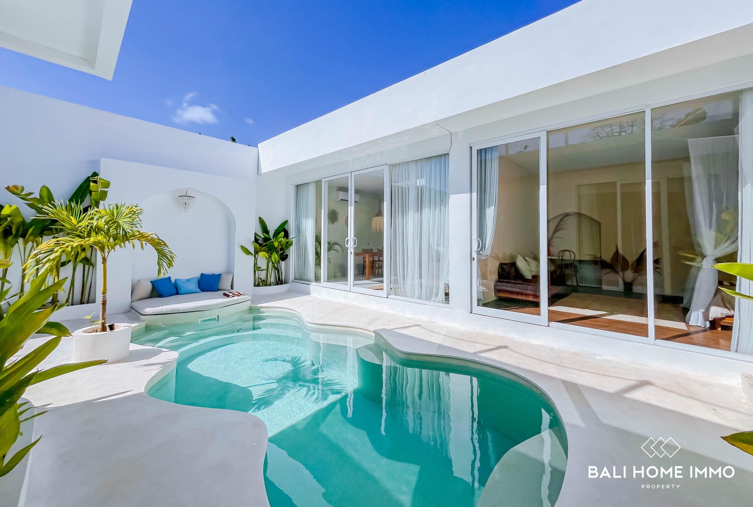 BEAUTIFUL 2 BEDROOMS VILLA FOR YEARLY RENTAL IN ULUWATU - NYANG NYANG