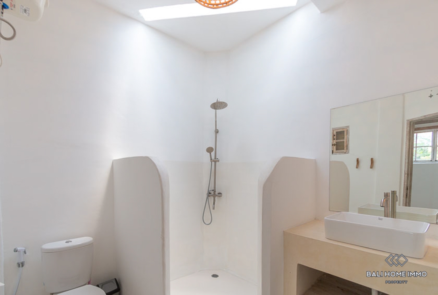 Beautiful 4 Bedroom Villa for Rent in Bali Umalas — image 14