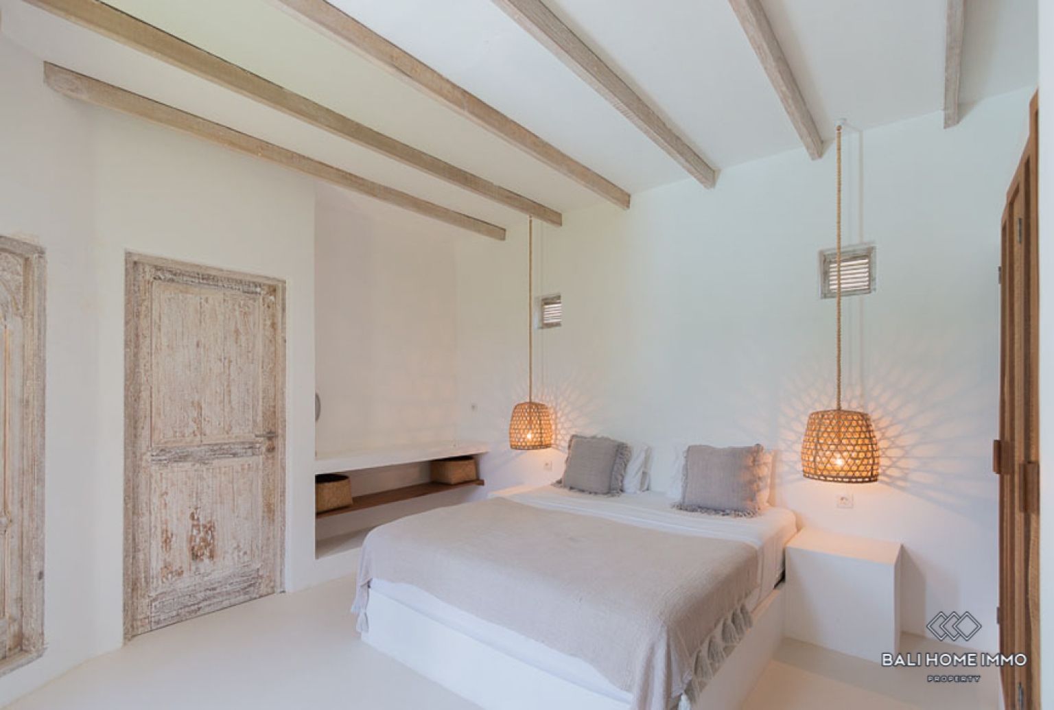 Beautiful 4 Bedroom Villa for Rent in Bali Umalas — image 9