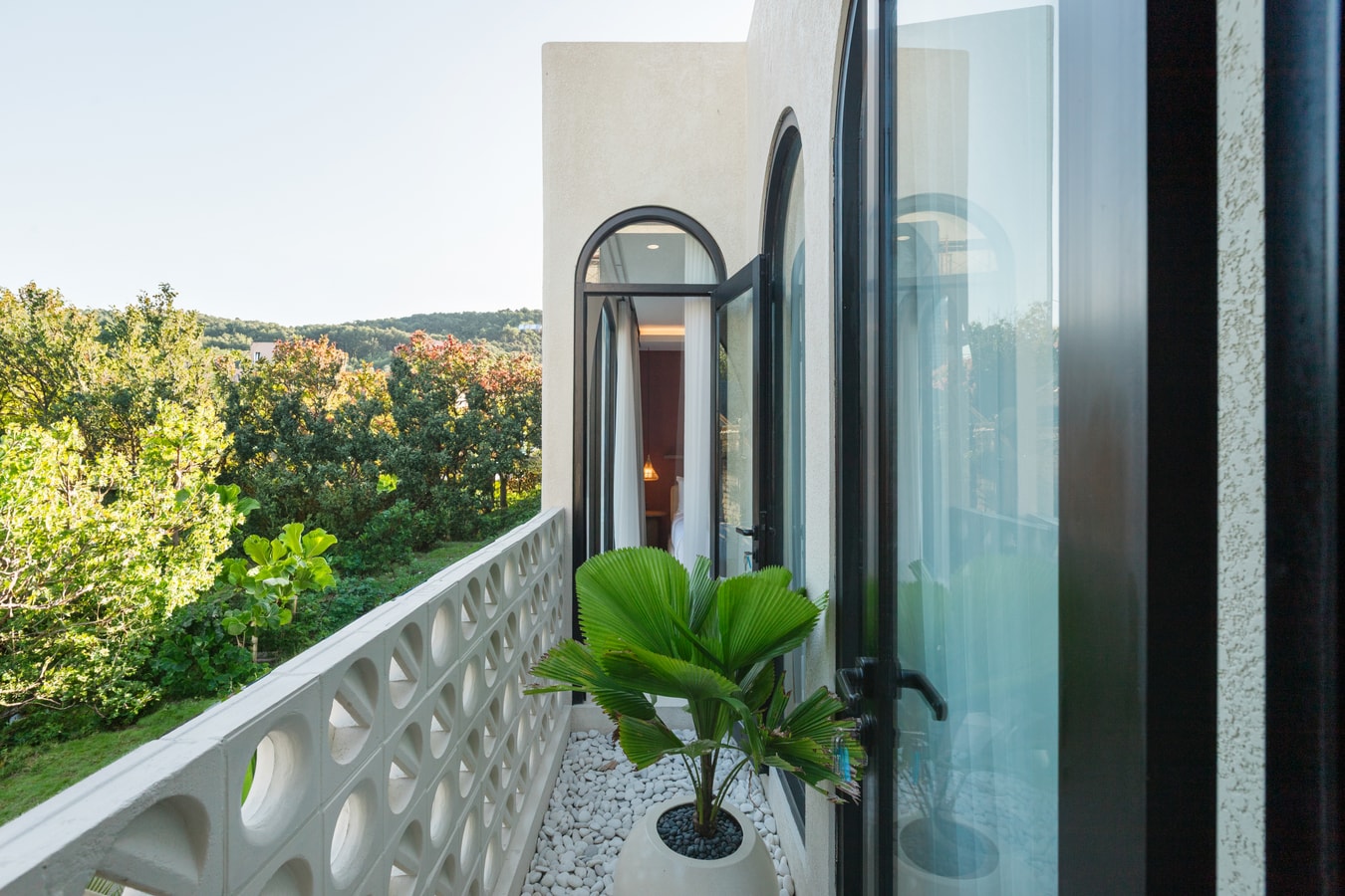 Casa Écru 1 - 3 Bedroom Villa with Pool, Berawa in Tibubeneng, Bali — image 9