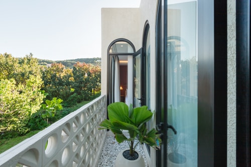 Casa Écru 1 - 3 Bedroom Villa with Pool, Berawa in Tibubeneng, Bali — image 8