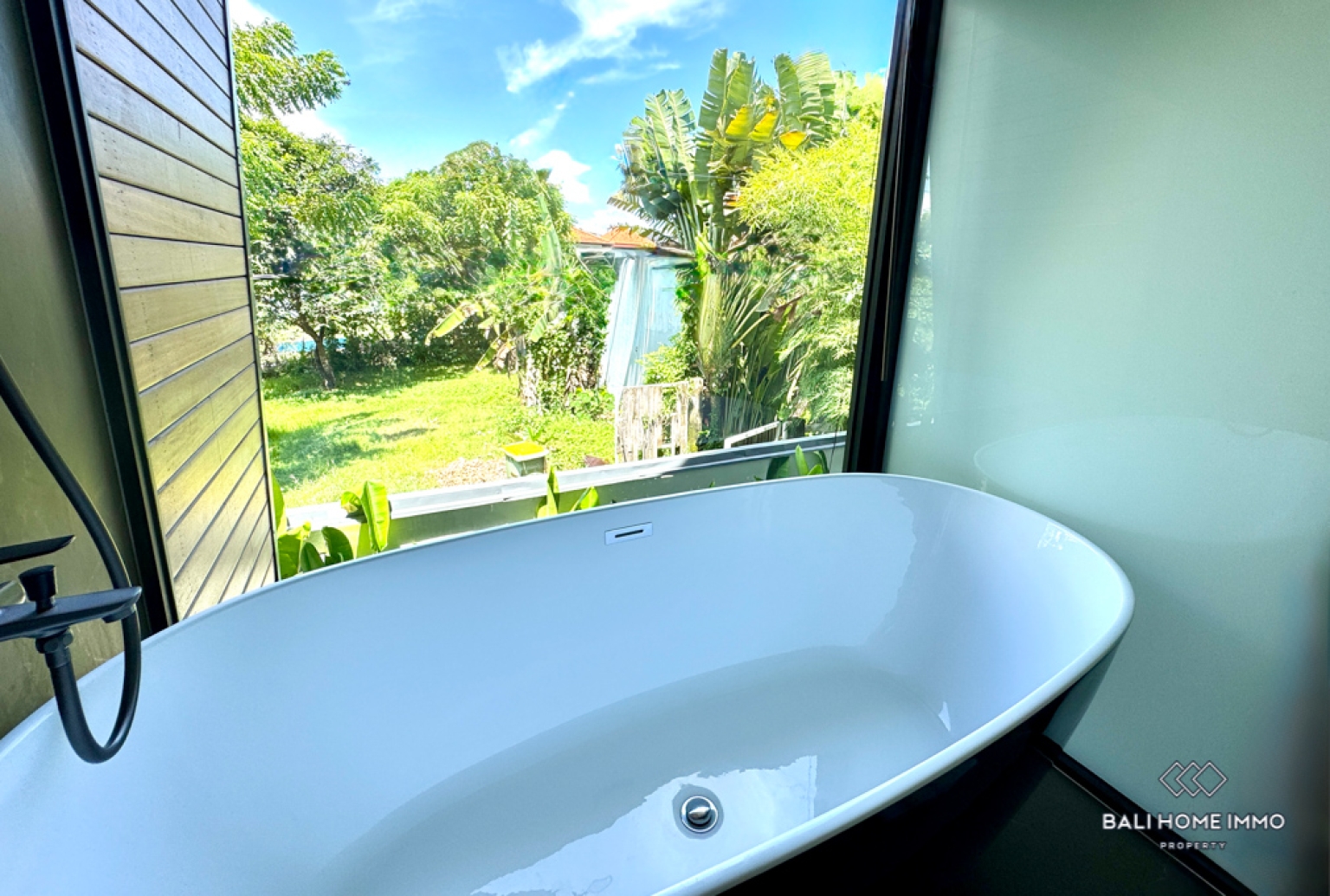 Brand New 2 Bedroom Villa for Monthly Rental in Bali Umalas — image 16