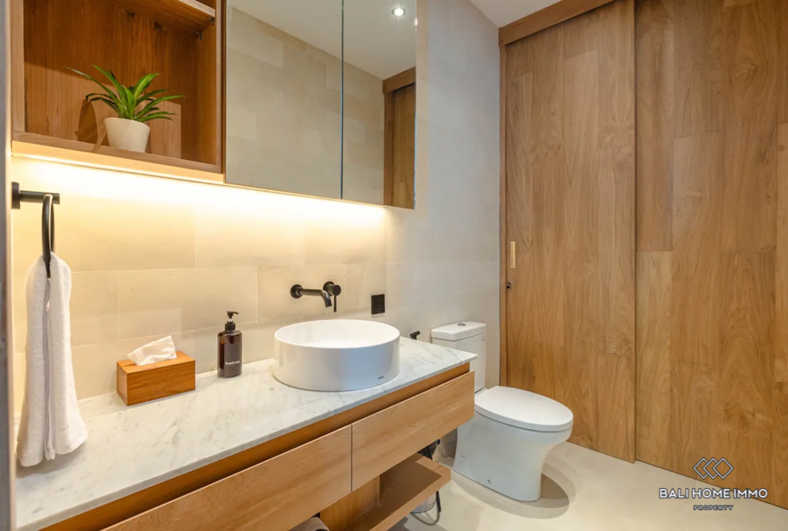Brand New 2 Bedroom Villa for Rental in Bali Pererenan North Side — image 16