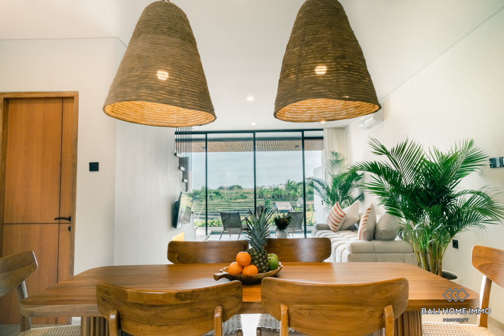 Brand new 2 Bedroom Villa with rice field view For Rental in Batu Bolong Canggu — image 6