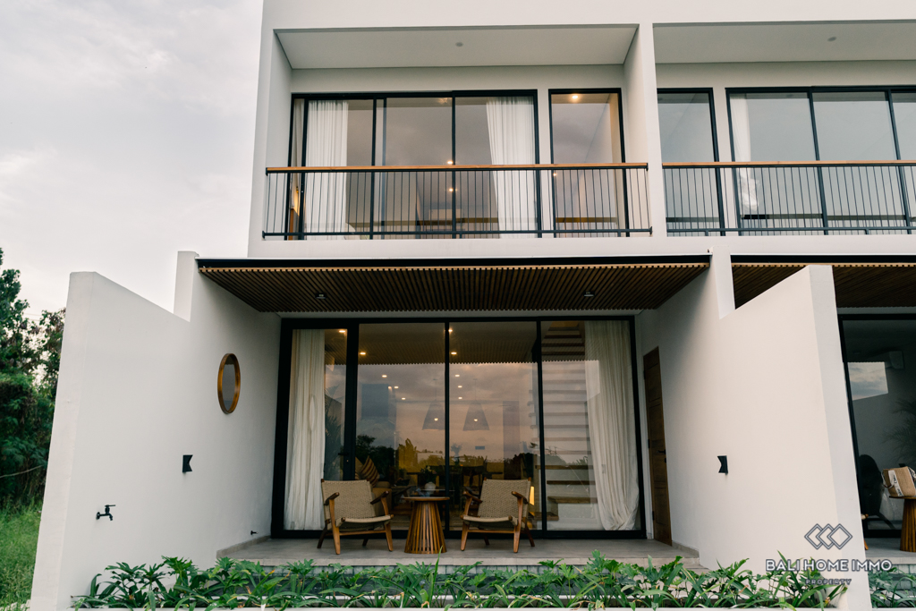 Brand new 2 Bedroom Villa with rice field view For Rental in Batu Bolong Canggu