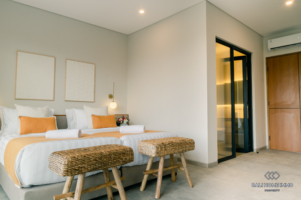 Brand new 2 Bedroom Villa with rice field view For Rental in Batu Bolong Canggu — image 17
