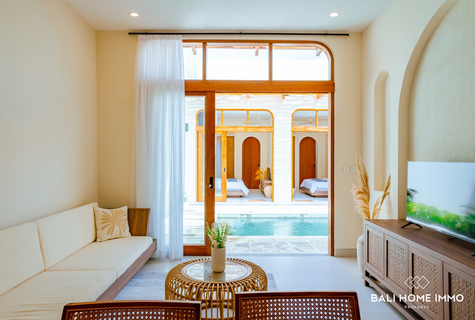 BRAND NEW 2 BEDROOMS VILLA FOR MONTHLY AND YEARLY RENT BALI - UNGASAN — image 4