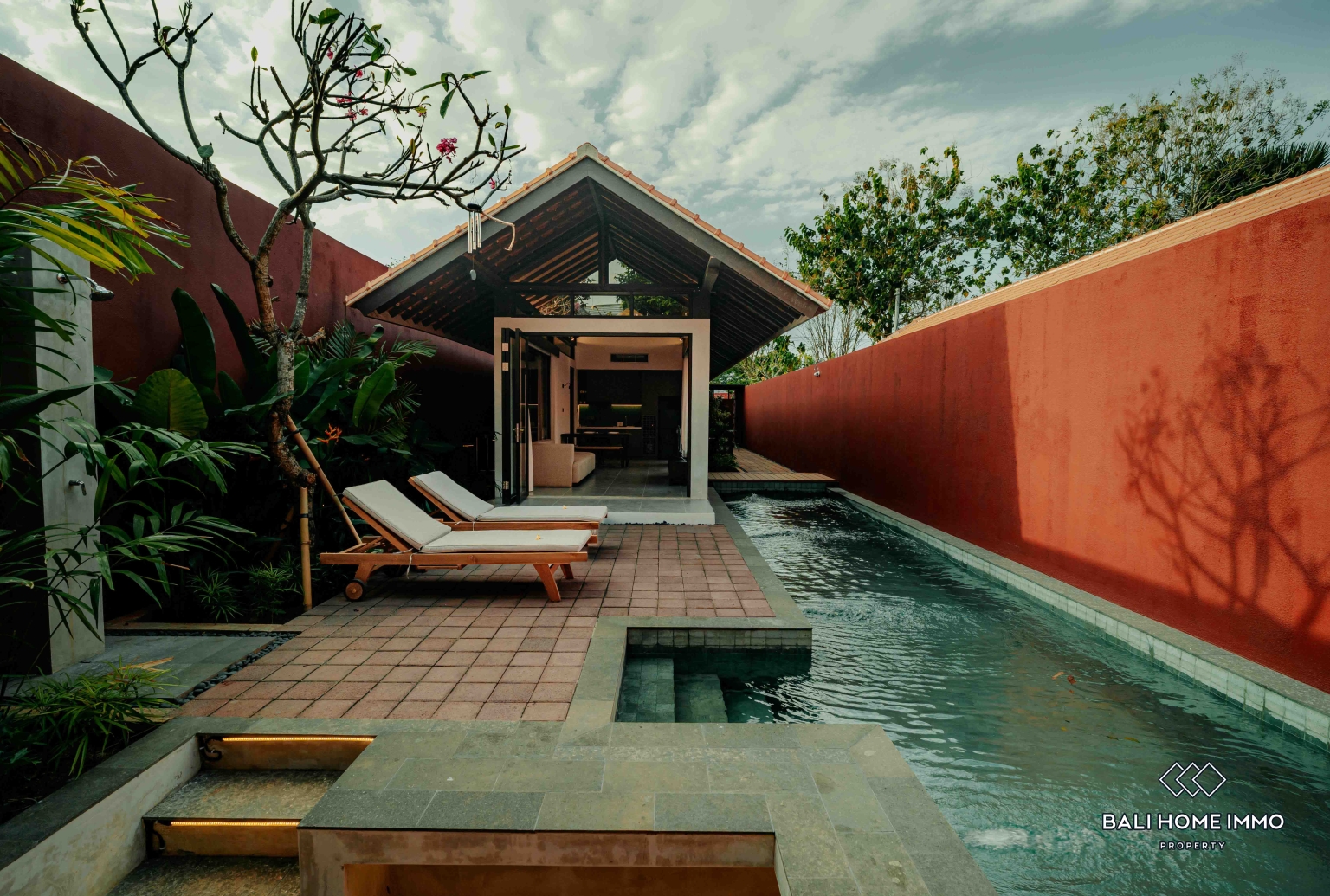 BRAND NEW 2 BEDROOMS VILLA FOR YEARLY & MONTHLY RENTAL IN JIMBARAN