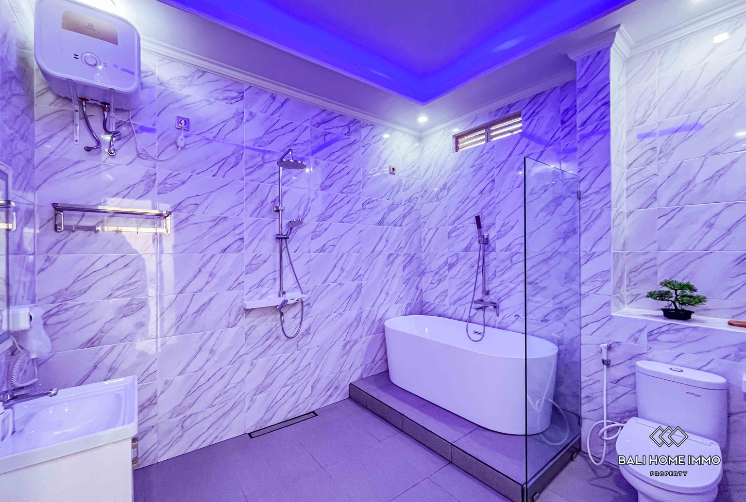 BRAND NEW 3 BEDROOMS VILLA FOR YEARLY RENTAL IN NUSA DUA — image 15