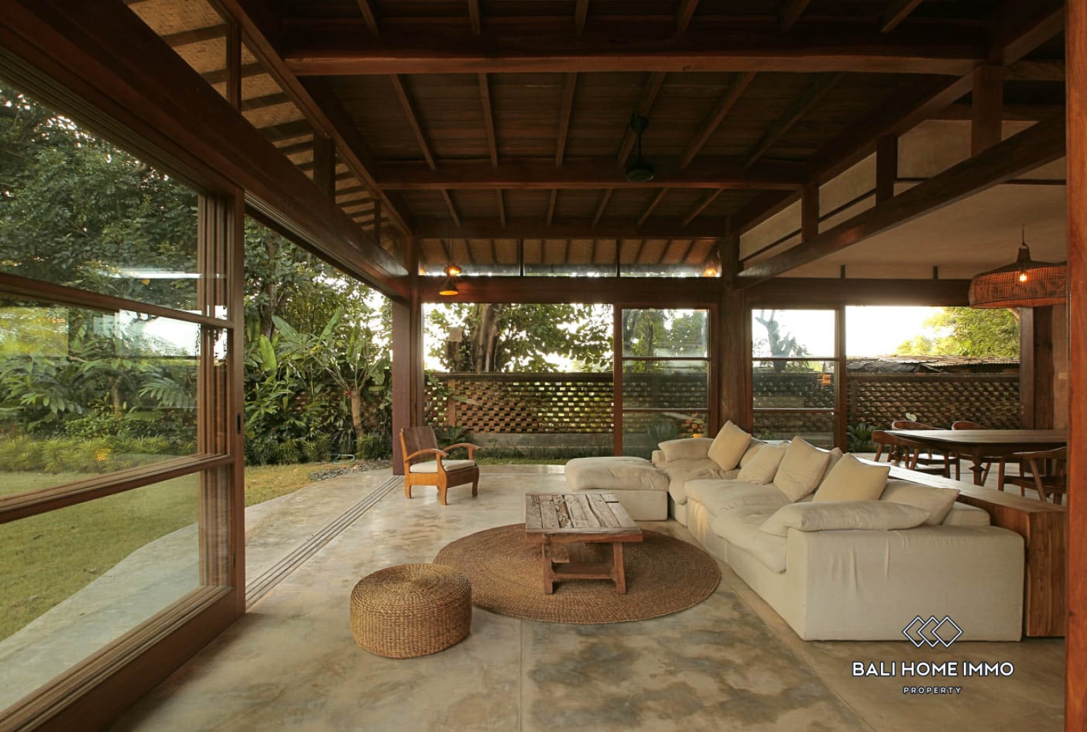 Brand New 4 Bedrooms Ocean View Villa for rent in Ketewel — image 2