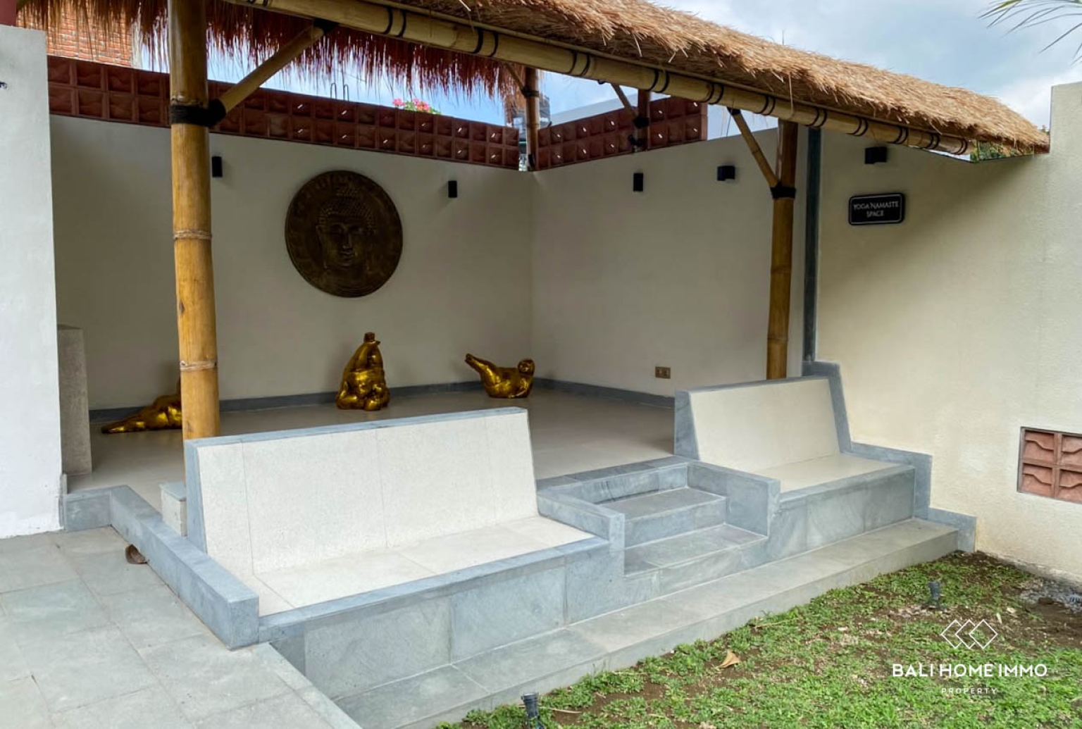 BRAND NEW MODERN 4 BEDROOM VILLA FOR RENT IN TUMBAK BAYUH — image 18